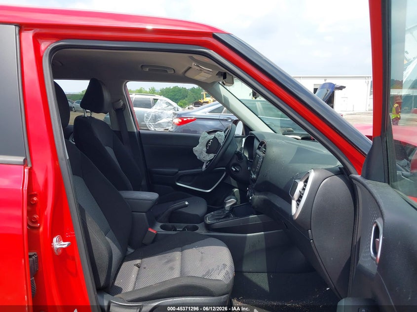 2023 Kia Soul VIN KNDJ23AU5P7207678 IAAI salvage auction — FRONT END, Salvage (Pennsylvania), sold $1,950 on 2026-07-31 (photo 5)