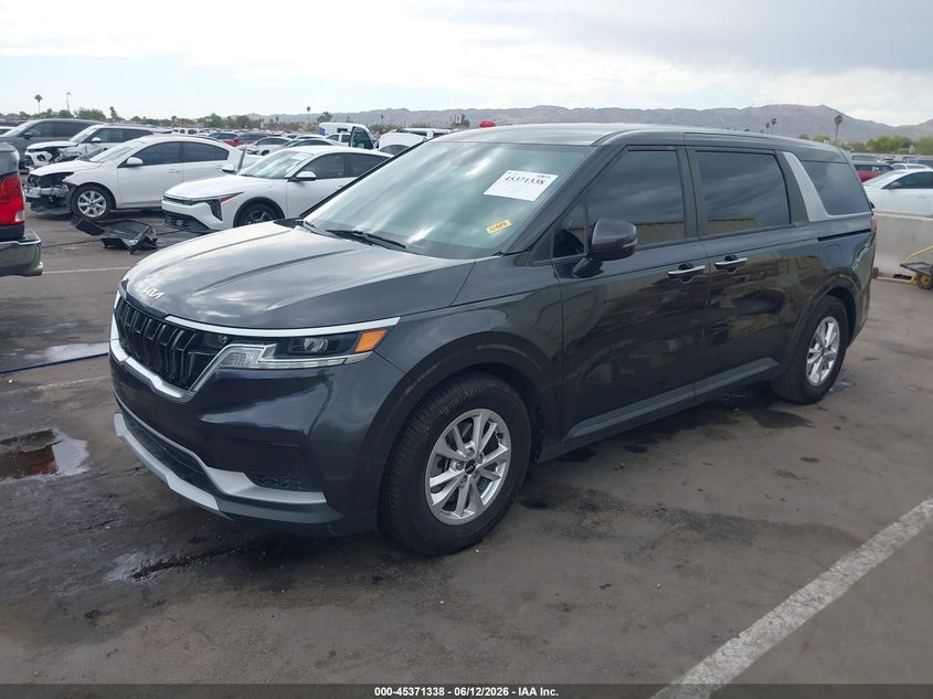 2022 Kia Carnival VIN KNDNB4H36N6099675 IAAI salvage auction — REAR END, Salvage (Arizona), sold $6,150 on 2026-07-21 (photo 2)
