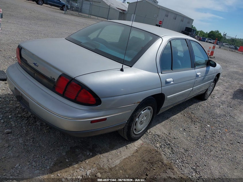 1995 Chevrolet Lumina VIN 2G1WN52M3S9225880 IAAI salvage auction — NORMAL WEAR, Original (Ohio), sold $825 on 2026-07-07 (photo 4)