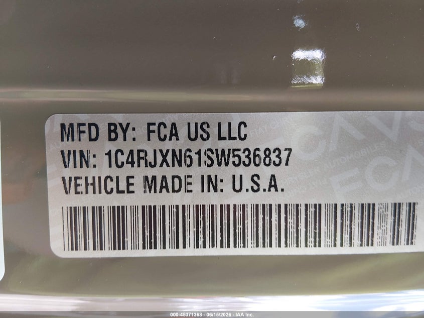2025 Jeep Grand wagoneer VIN 1C4RJXN61SW536837 IAAI salvage auction — LEFT REAR, Salvage Title, sold $17,600 on 2026-07-28 (photo 9)