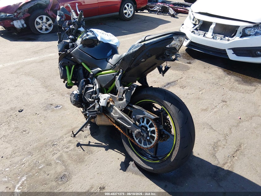 2022 Kawasaki Er VIN ML5EREL19NDA73622 IAAI salvage auction — ROLLOVER, Salvage Title, sold $225 on 2026-07-28 (photo 3)