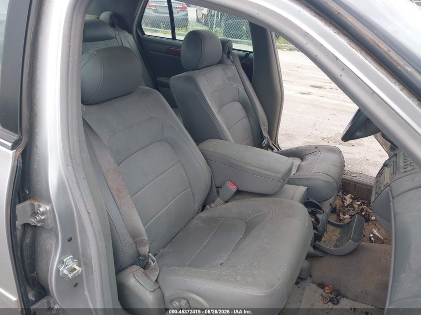 2005 Cadillac De ville VIN 1G6KD54Y75U169784 IAAI salvage auction — NORMAL WEAR, Regular Certificate (Iowa), sold $450 on 2026-07-07 (photo 5)