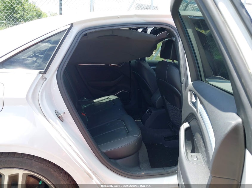 2019 Audi A3 VIN WAUJEGFF5K1021558 IAAI salvage auction — ROOF, Salvage (Illinois), sold $3,750 on 2026-07-29 (photo 8)