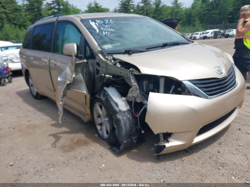 2011 Toyota Sienna VIN 5TDKK3DC0BS025036 IAAI salvage auction — FRONT END, Clear (Massachusetts), sold $1,300 on 2026-07-17 (photo 6)