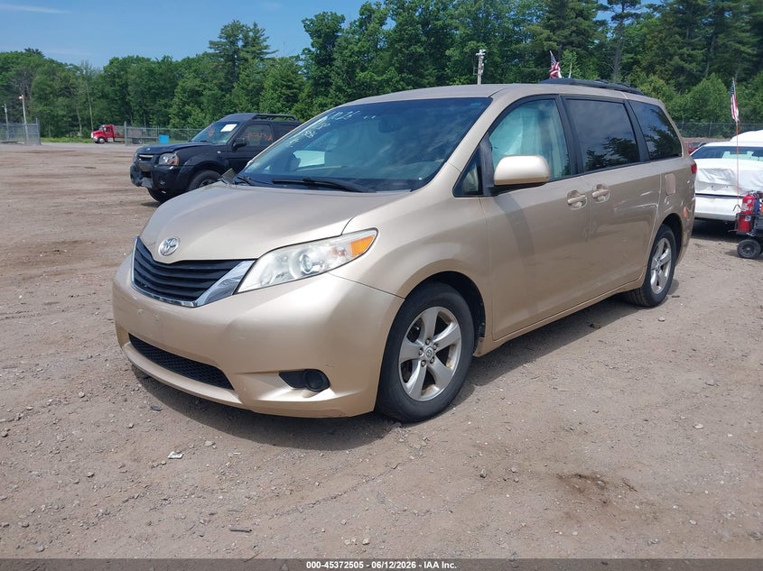 2011 Toyota Sienna VIN 5TDKK3DC0BS025036 IAAI salvage auction — FRONT END, Clear (Massachusetts), sold $1,300 on 2026-07-17 (photo 2)