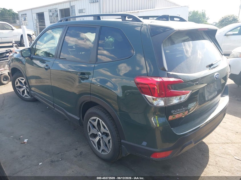 2024 Subaru Forester VIN JF2SKACC2RH488107 IAAI salvage auction — RIGHT FRONT, Salvage (North Carolina), sold $6,450 on 2026-07-12 (photo 3)