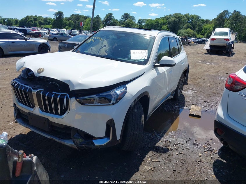 2025 BMW X1 VIN WBX73EF00S5118102 IAAI salvage auction — FRONT END, Salvage Title, sold $9,850 on 2026-08-11 (photo 2)