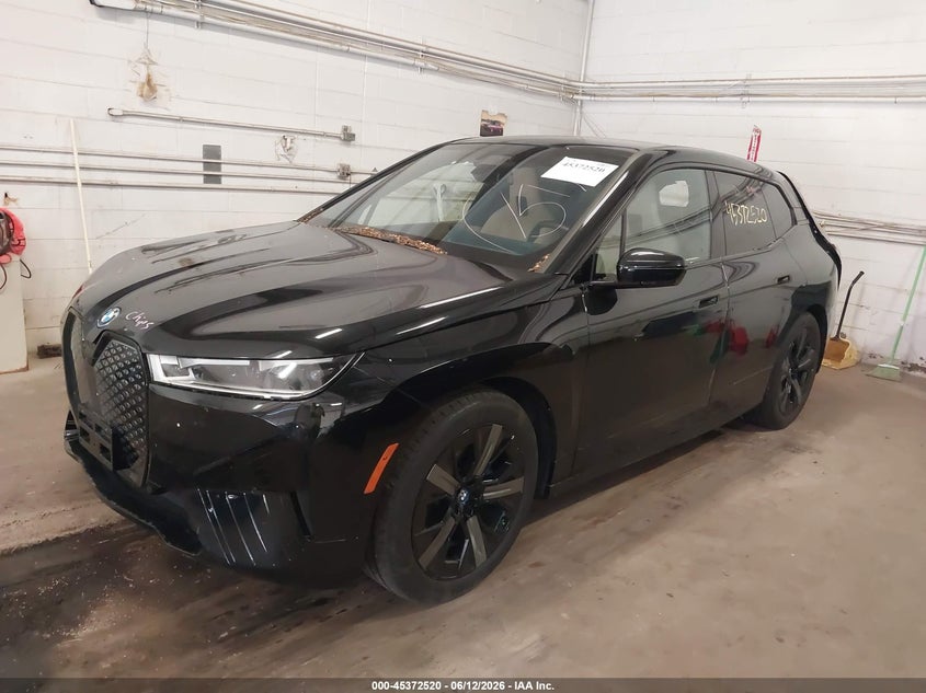 2022 BMW iX VIN WB523CF06NCK56184 IAAI salvage auction — Rear End, Salvage (Minnesota), sold $26,250 on 2026-09-23 (photo 2)