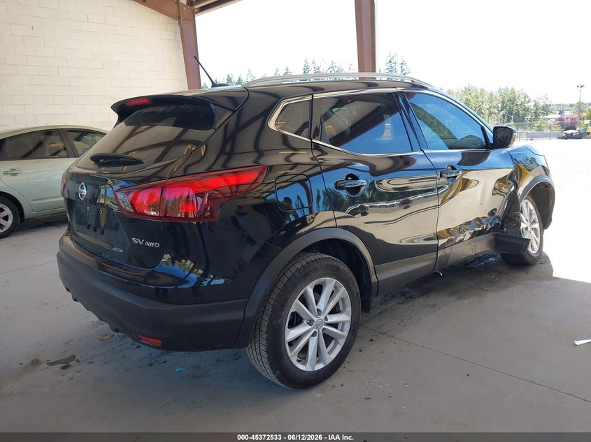 2018 Nissan Rogue VIN JN1BJ1CR8JW284923 IAAI salvage auction — RIGHT FRONT, Bill Of Sale (Washington), sold $1,600 on 2026-07-15 (photo 4)