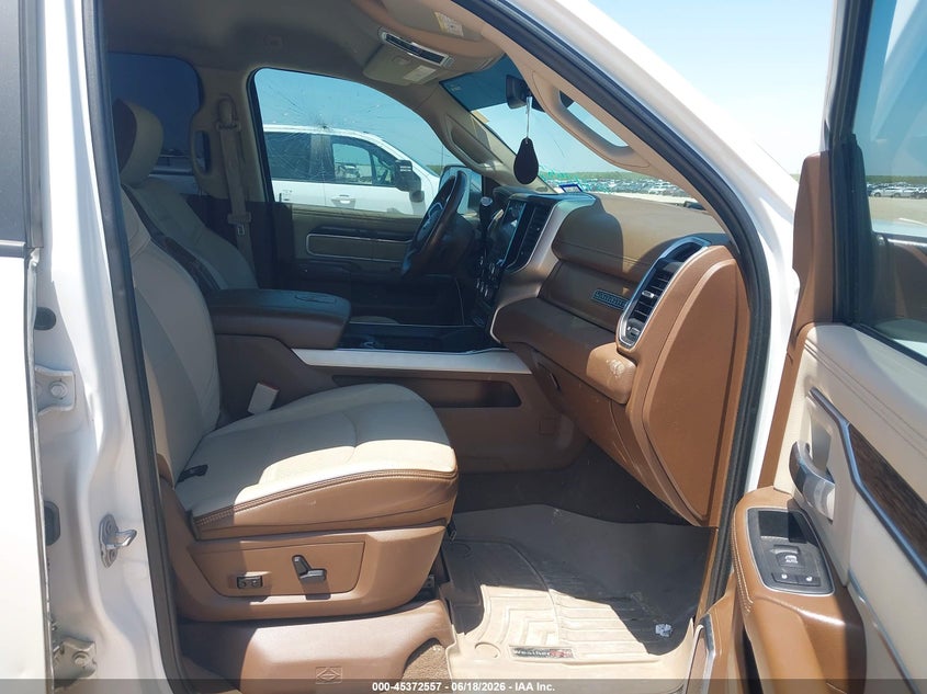 2019 Ram 2500 VIN 3C6UR5FLXKG714908 IAAI salvage auction — LEFT SIDE, Original (Texas), sold $14,400 on 2026-07-23 (photo 5)