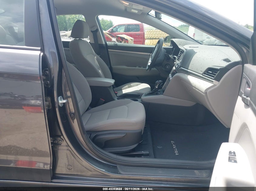 2020 Hyundai Elantra VIN 5NPD74LF9LH611950 IAAI salvage auction — ALL OVER, SF97 (New Hampshire), sold $11,000 on 2026-07-31 (photo 5)