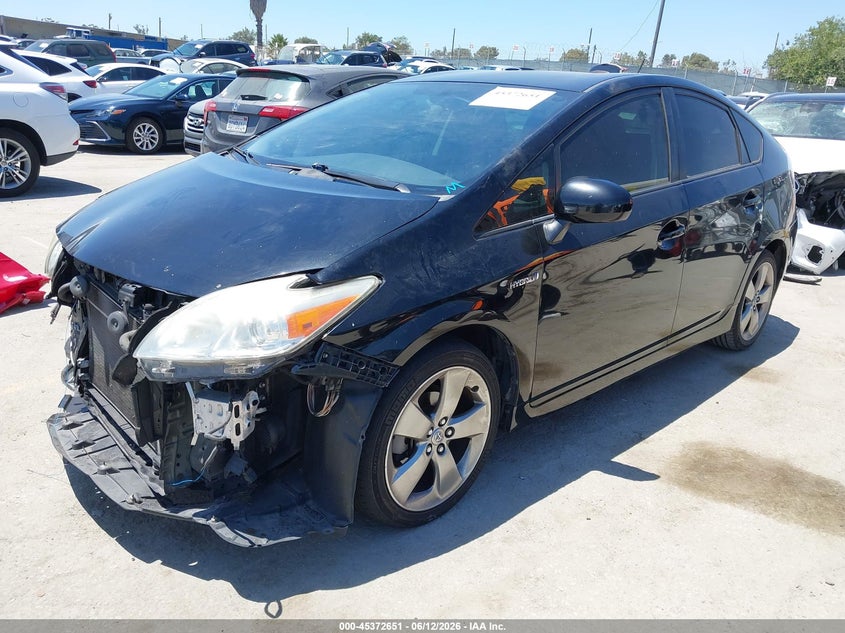 2013 Toyota Prius VIN JTDKN3DU3D5570334 IAAI salvage auction — RIGHT FRONT, Salvage (California), sold $2,150 on 2026-07-15 (photo 2)