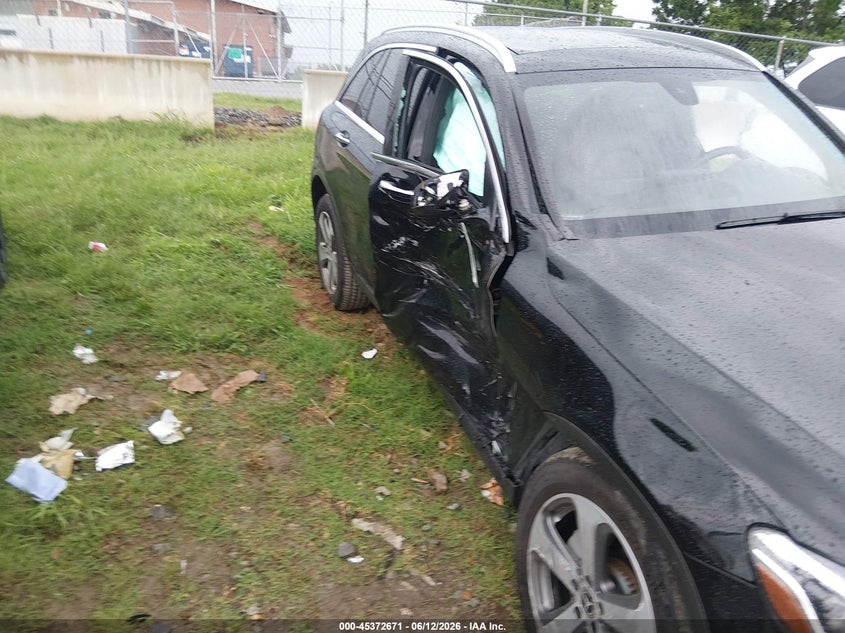 2019 Mercedes-benz Glc VIN WDC0G4JB9KV169310 IAAI salvage auction — RIGHT SIDE, Salvage (Tennessee), sold $5,650 on 2026-07-16 (photo 6)