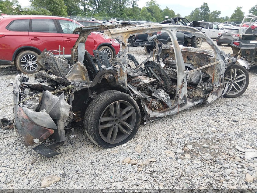 2017 Audi Q7 VIN WA1VABF78HD049366 IAAI salvage auction — TOTAL BURN, Non-Repairable Certificate (West Virginia), sold $75 on 2026-07-15 (photo 4)