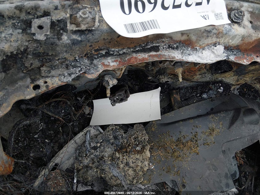2017 Audi Q7 VIN WA1VABF78HD049366 IAAI salvage auction — TOTAL BURN, Non-Repairable Certificate (West Virginia), sold $75 on 2026-07-15 (photo 7)