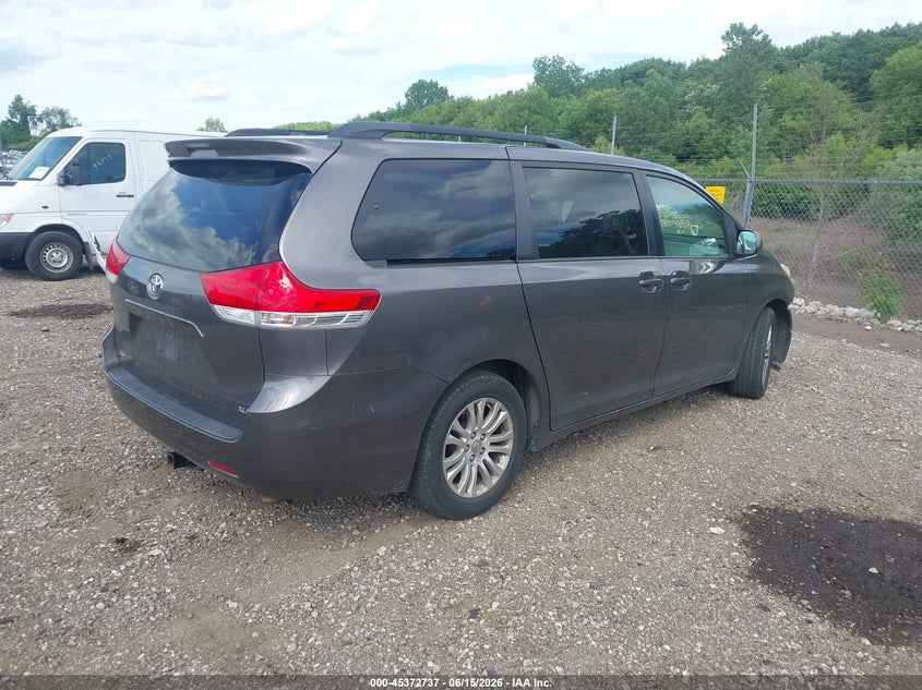 2012 Toyota Sienna VIN 5TDYK3DC5CS266747 IAAI salvage auction — FRONT END, Salvage (Illinois), sold $1,200 on 2026-07-16 (photo 4)