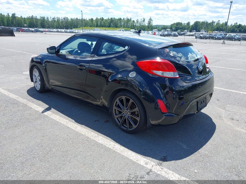 2013 Hyundai Veloster VIN KMHTC6AD2DU117193 IAAI salvage auction — NORMAL WEAR, Clear (Pennsylvania), sold $400 on 2026-07-09 (photo 3)