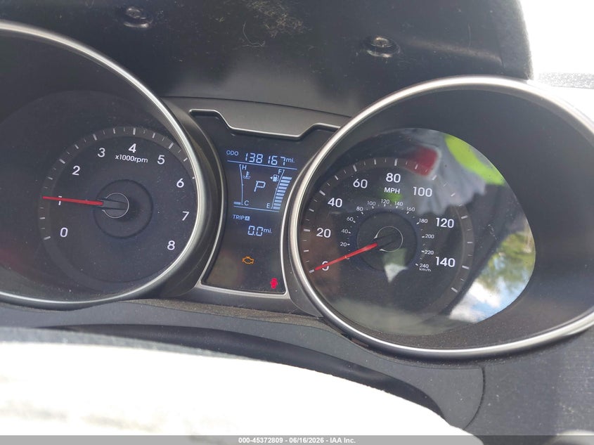 2013 Hyundai Veloster VIN KMHTC6AD2DU117193 IAAI salvage auction — NORMAL WEAR, Clear (Pennsylvania), sold $400 on 2026-07-09 (photo 7)