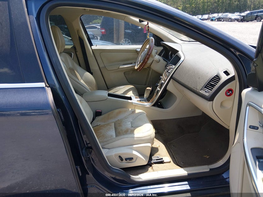 2012 Volvo Xc60 VIN YV4952DL7C2292292 IAAI salvage auction — NORMAL WEAR, Clear (South Carolina), sold $375 on 2026-07-21 (photo 5)