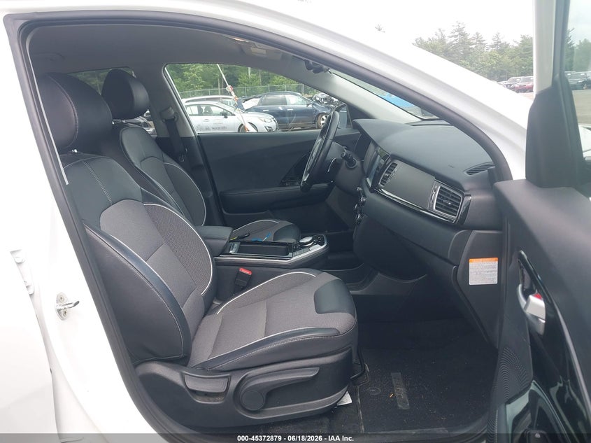 2019 Kia Niro VIN KNDCC3LG7K5021058 IAAI salvage auction — FRONT END, Salvage (Massachusetts), sold $7,150 on 2026-07-10 (photo 5)