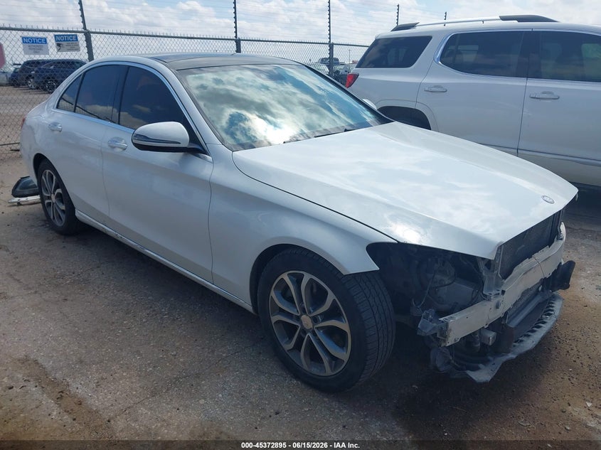 2017 Mercedes-benz C-klasse VIN 55SWF4JB3HU190887 IAAI salvage auction — UNKNOWN, Original (Texas), sold $4,000 on 2026-07-27 (photo 1)
