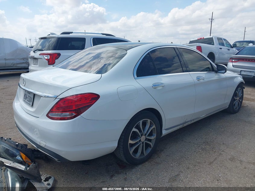 2017 Mercedes-benz C-klasse VIN 55SWF4JB3HU190887 IAAI salvage auction — UNKNOWN, Original (Texas), sold $4,000 on 2026-07-27 (photo 4)