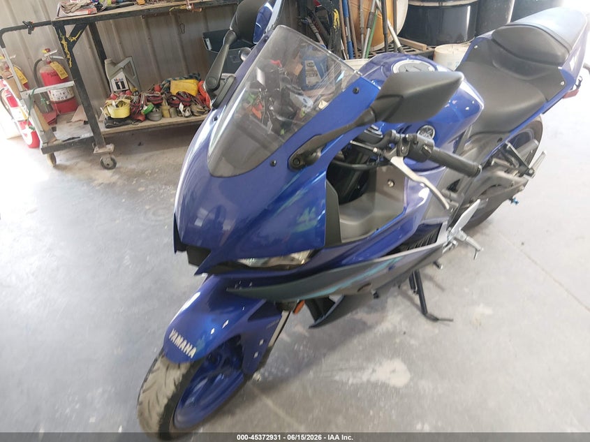 2024 Yamaha Yzf VIN MH3RH18Y0RK015195 IAAI salvage auction — RIGHT FRONT, Salvage (Wisconsin), sold $1,175 on 2026-07-15 (photo 2)