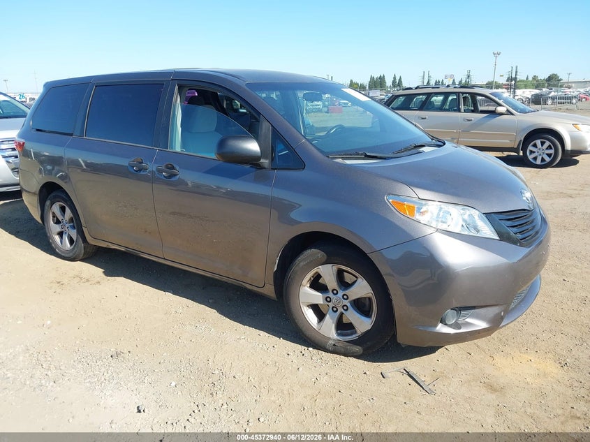 2015 Toyota Sienna VIN 5TDZK3DC0FS613264 IAAI salvage auction — LEFT REAR, Salvage (Arizona), sold $2,950 on 2026-07-08 (photo 1)