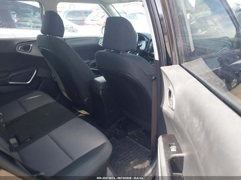 2025 Kia Soul VIN KNDJ23AU4S7271557 IAAI salvage auction — HAIL, Salvage (Ohio), sold $7,800 on 2026-07-14 (photo 8)