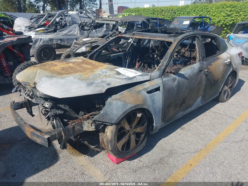 2016 Kia Optima VIN 5XXGW4L24GG011691 IAAI salvage auction — TOTAL BURN, Non-Repairable (California), sold $200 on 2026-07-07 (photo 2)