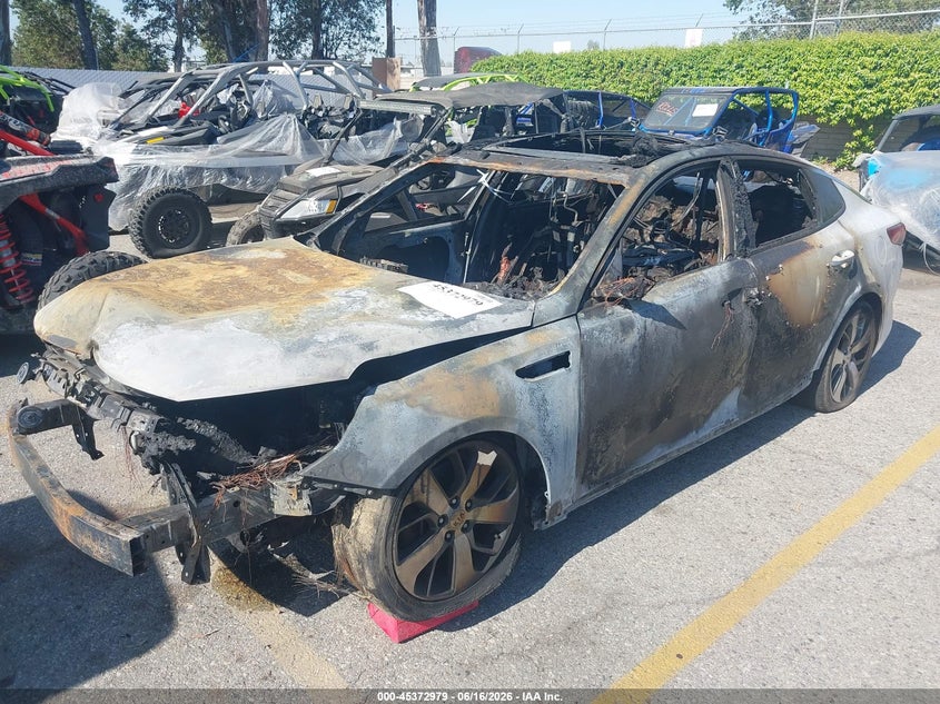 2016 Kia Optima VIN 5XXGW4L24GG011691 IAAI salvage auction — TOTAL BURN, Non-Repairable (California), sold $200 on 2026-07-07 (photo 6)