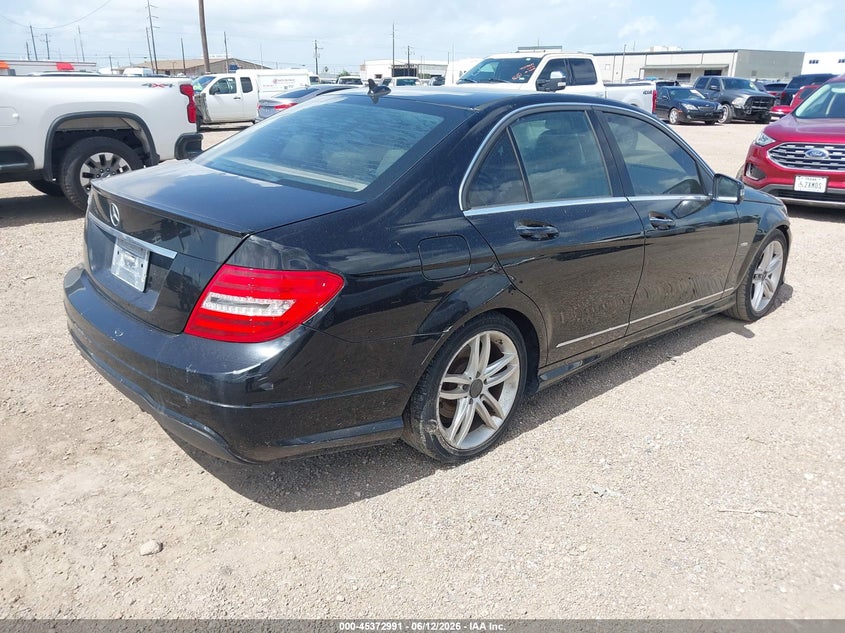 2012 Mercedes-benz C-klasse VIN WDDGF4HB1CR200269 IAAI salvage auction — NORMAL WEAR, Original (Texas), sold $825 on 2026-07-15 (photo 4)