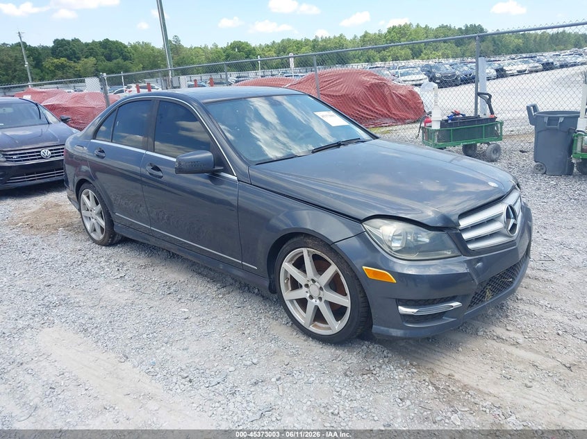 2013 Mercedes-benz C class VIN WDDGF4HB7DA808846 IAAI salvage auction — NORMAL WEAR, Clear (Florida), sold $425 on 2026-07-09 (photo 1)