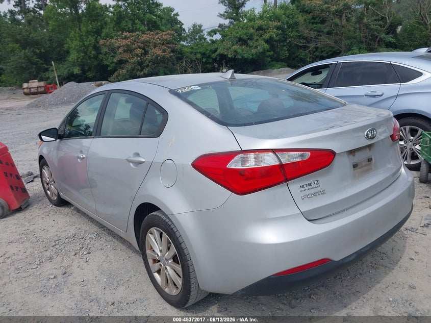 2016 Kia Forte VIN KNAFX4A65G5446252 IAAI salvage auction — RIGHT FRONT, Salvage (Georgia), sold $575 on 2026-07-21 (photo 3)