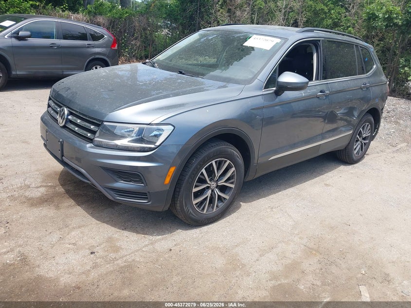 2020 Volkswagen Tiguan VIN 3VV2B7AX1LM087000 IAAI salvage auction — REAR END, Salvage (Rhode Island), sold $5,000 on 2026-09-08 (photo 2)