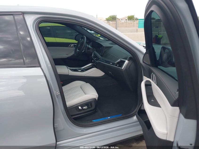2025 BMW X6 VIN 5UX33EX01S9W31814 IAAI salvage auction — FRONT END, Salvage Title, sold $50,300 on 2026-09-01 (photo 5)