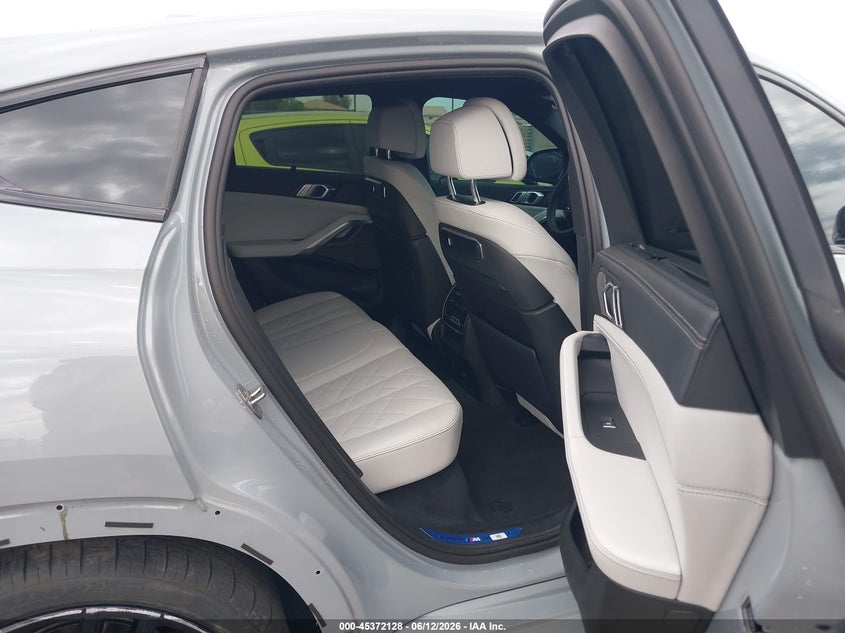 2025 BMW X6 VIN 5UX33EX01S9W31814 IAAI salvage auction — FRONT END, Salvage Title, sold $50,300 on 2026-09-01 (photo 8)