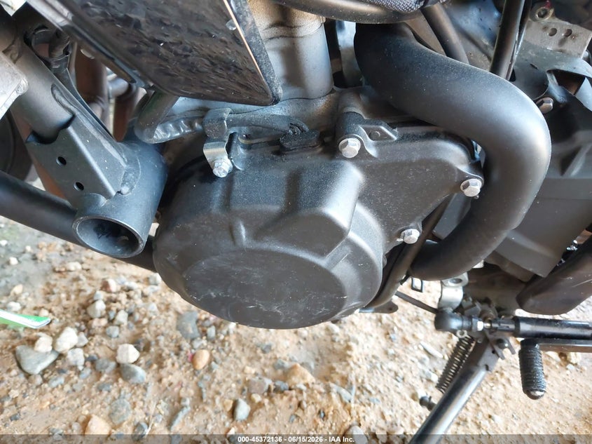 2025 Kawasaki Zx VIN ML5ZXCS16SDA42630 IAAI salvage auction — ENGINE DAMAGE, Salvage (North Carolina), sold $150 on 2026-07-29 (photo 9)