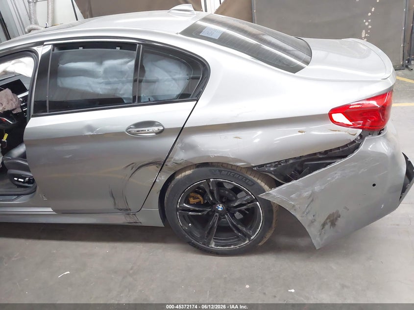 2018 BMW M5 VIN WBSJF0C59JB283636 IAAI salvage auction — FRONT & REAR, Salvage Title, sold $13,200 on 2026-07-31 (photo 6)