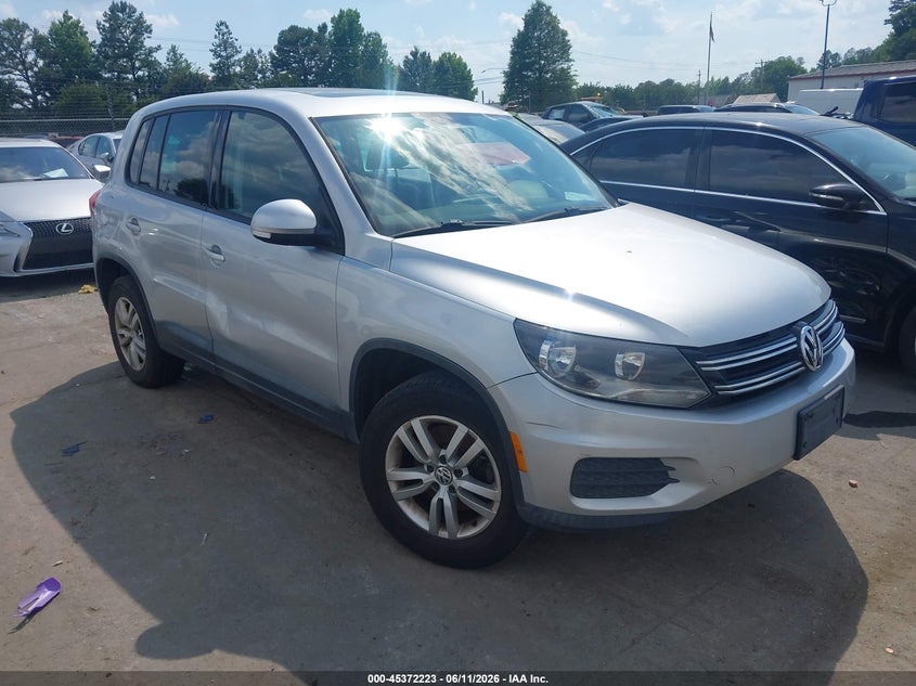 2013 Volkswagen Tiguan VIN WVGBV7AX2DW548398 IAAI salvage auction — NORMAL WEAR, Clear - Dealer Only (California), sold $900 on 2026-07-27 (photo 1)