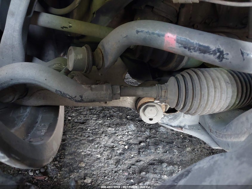 2020 Lexus Is VIN JTHGZ1E2XL5018144 IAAI salvage auction — RIGHT SIDE, Salvage (California), sold $825 on 2026-07-28 (photo 6)