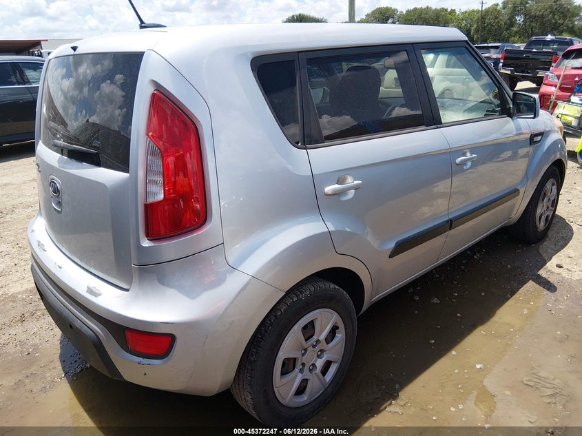 2012 Kia Soul VIN KNDJT2A53C7465630 IAAI salvage auction — NORMAL WEAR, Original (Texas), sold $975 on 2026-07-14 (photo 4)