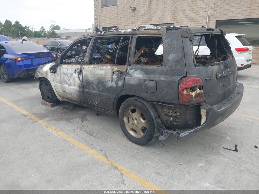 2007 Toyota Highlander VIN JTEDP21A670148790 IAAI salvage auction — BURN, Non-Repairable (California), sold $100 on 2026-07-29 (photo 3)