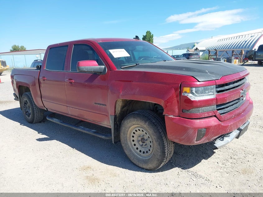 2018 Chevrolet Silverado VIN 3GCUKREC5JG187655 IAAI salvage auction — RIGHT FRONT, Wait Title, sold $6,700 on 2026-10-01 (photo 1)