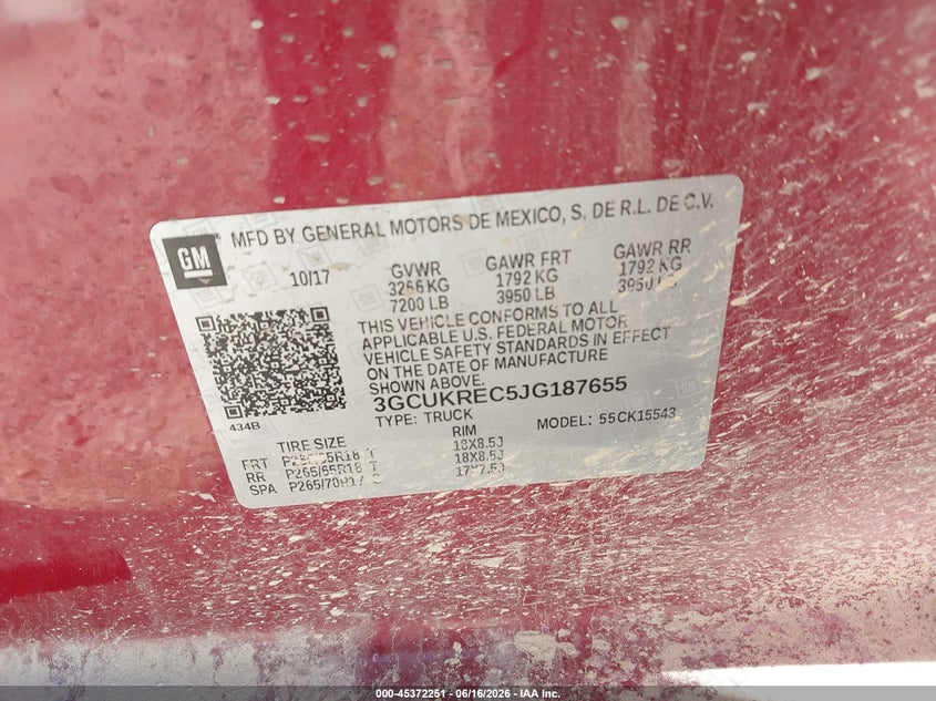 2018 Chevrolet Silverado VIN 3GCUKREC5JG187655 IAAI salvage auction — RIGHT FRONT, Wait Title, sold $6,700 on 2026-10-01 (photo 9)