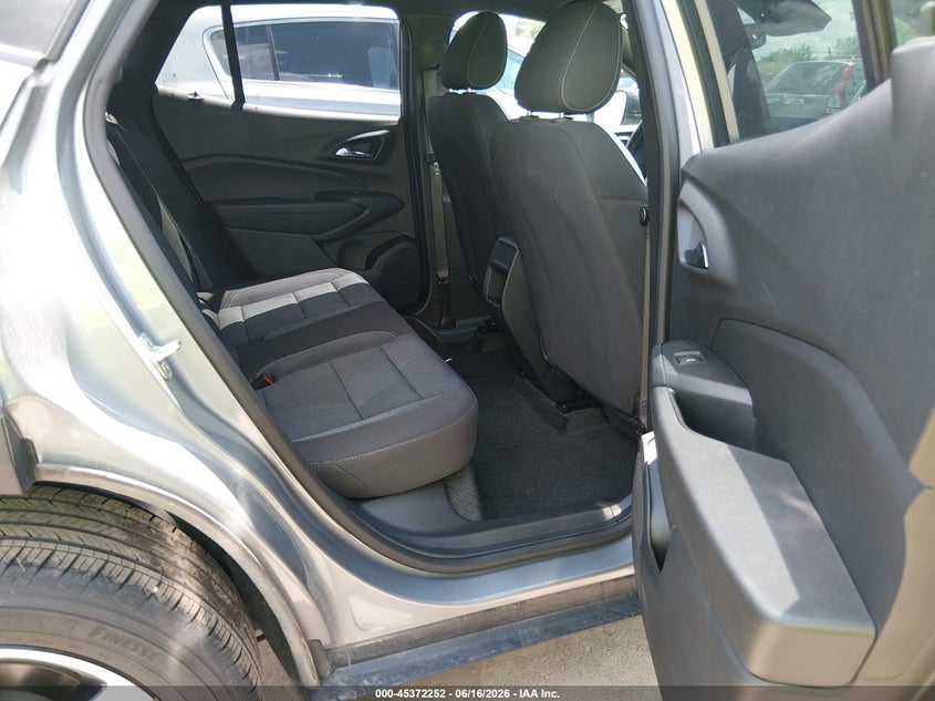 2024 Chevrolet Trax VIN KL77LGE20RC157660 IAAI salvage auction — HAIL, Salvage Title, sold $6,300 on 2026-07-21 (photo 8)