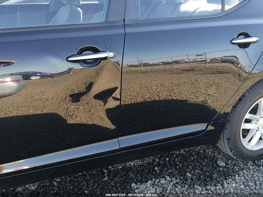 2012 Kia Optima VIN 5XXGM4A73CG062842 IAAI salvage auction — SIDE, Salvage (Oregon), sold $1,000 on 2026-07-31 (photo 6)