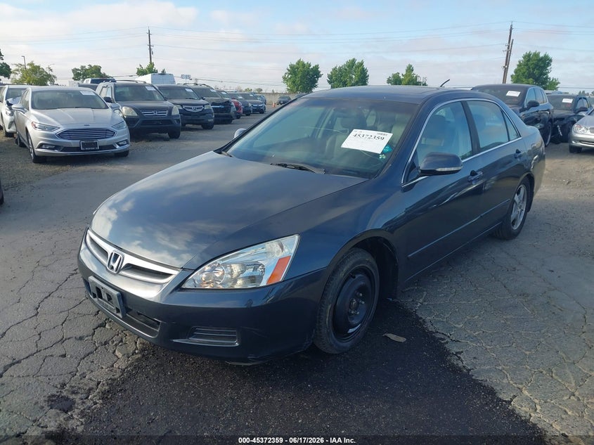 2007 Honda Accord VIN JHMCN36447C000021 IAAI salvage auction — NORMAL WEAR, Salvage Title - Dealer (California), sold $1,400 on 2026-07-22 (photo 2)