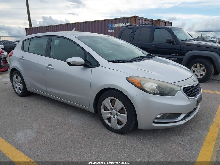 2016 Kia Forte VIN KNAFK5A82G5571781 IAAI salvage auction — NORMAL WEAR, Clear (Texas), sold $1,150 on 2026-07-09 (photo 1)