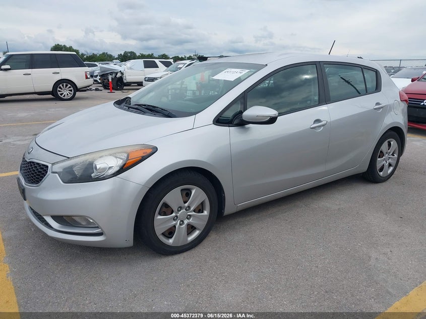 2016 Kia Forte VIN KNAFK5A82G5571781 IAAI salvage auction — NORMAL WEAR, Clear (Texas), sold $1,150 on 2026-07-09 (photo 2)